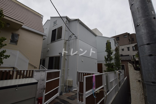 グランエッグス本郷