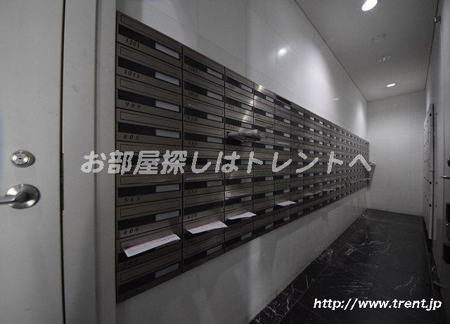 ガラステーション岩本町ノース