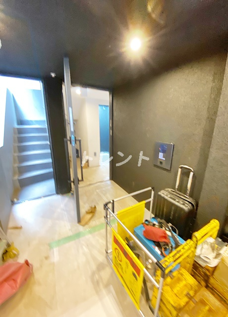 バークレーン新宿御苑【BarkLane新宿御苑】