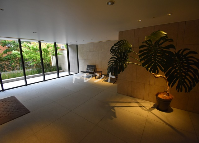 ブランズ麻布狸穴町