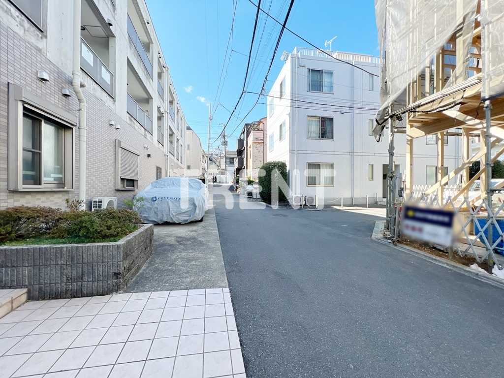 メゾンジャルダン本館