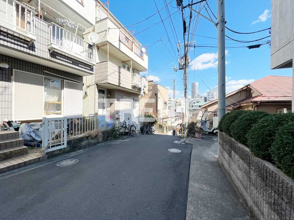 メゾンジャルダン本館