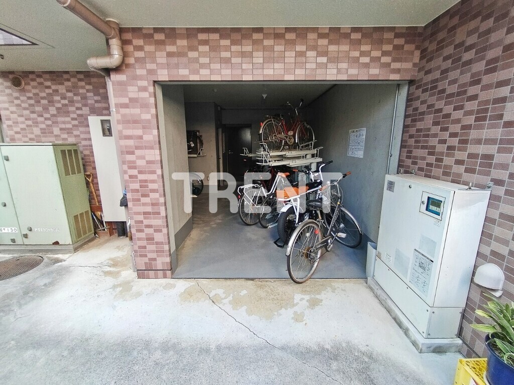 スカイパレス東中野B棟