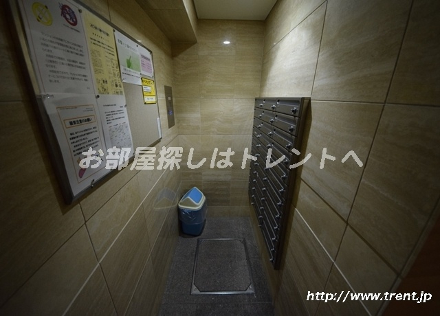 アビテ市ヶ谷納戸町