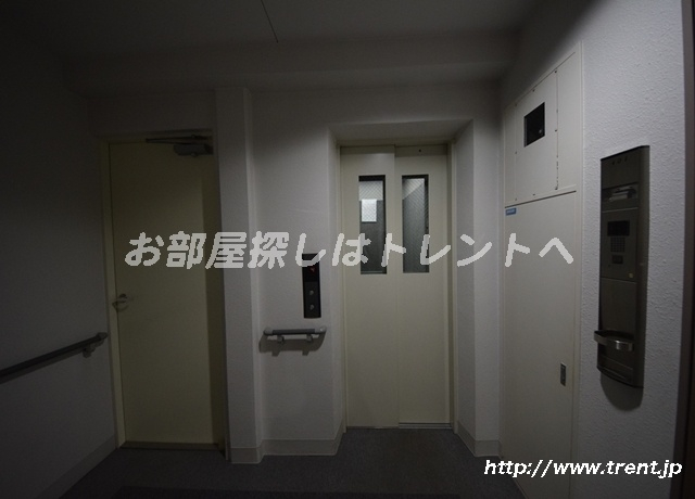 D'クラディアイヴァン御茶ノ水