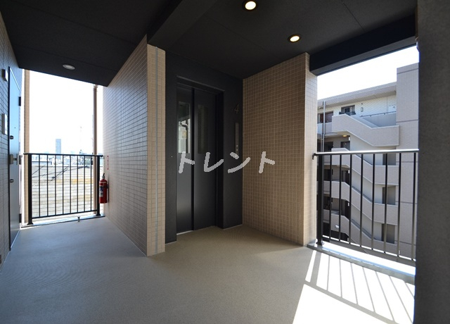 ガリシア新宿余丁町