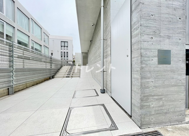 パセオ神宮前-304