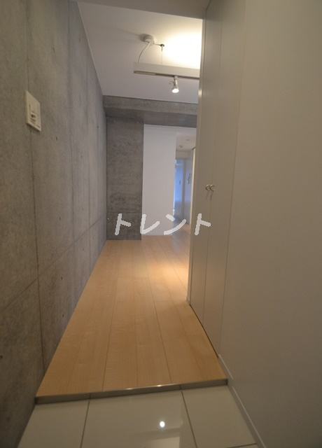 パセオ神宮前-304