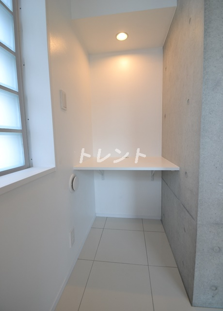 パセオ神宮前-304