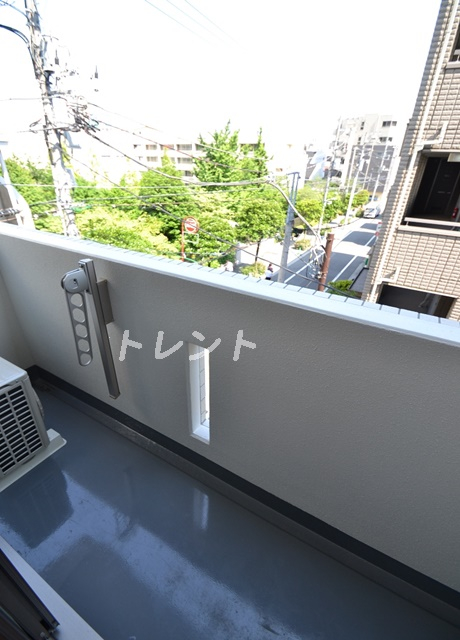 モンシャトー代々木-302