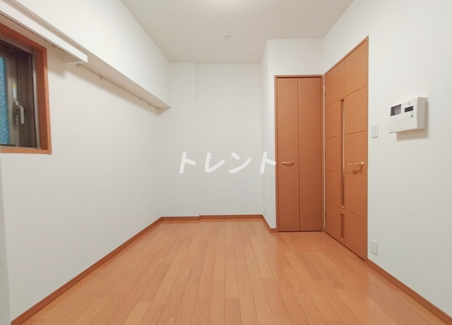 アジールコート中野坂上-205