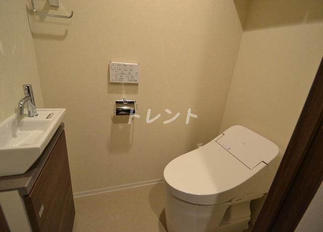 代々木の杜 緑邸-302