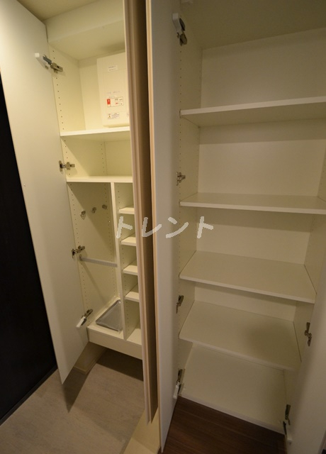 代々木の杜 緑邸-303