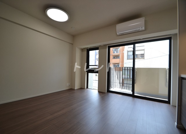 代々木の杜 緑邸-303