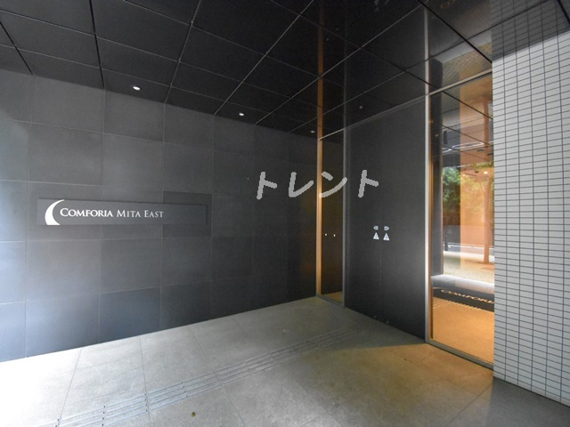 コンフォリア三田イースト-1002
