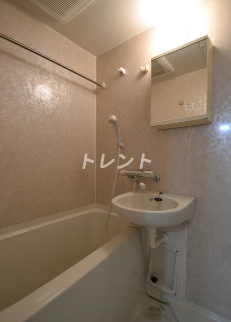 フェニックス初台弐番館-905