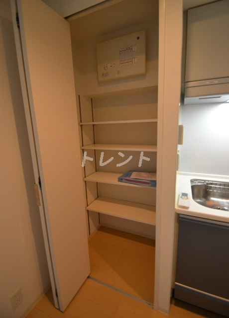 コスモリード新宿余丁町-107