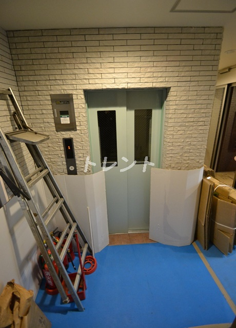 サンハイツ三光町-203