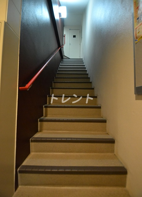サンハイツ三光町-203