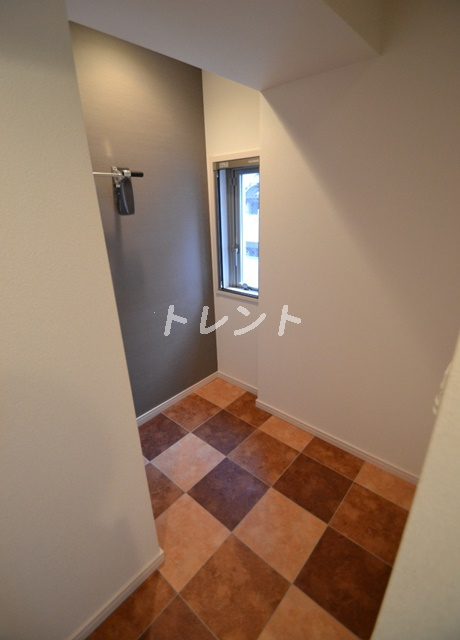 サンハイツ三光町-203