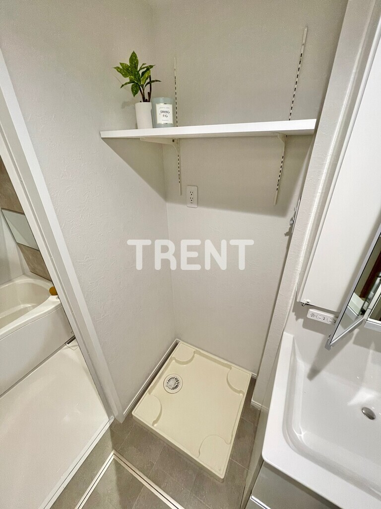 スクエア市谷河田町ヒルサイド-101