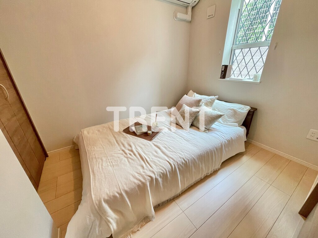 スクエア市谷河田町ヒルサイド-101