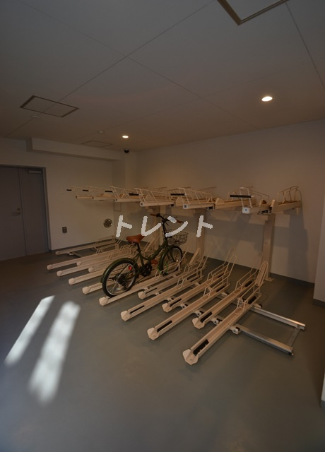 ウェルスクエアイズム千駄ヶ谷-203