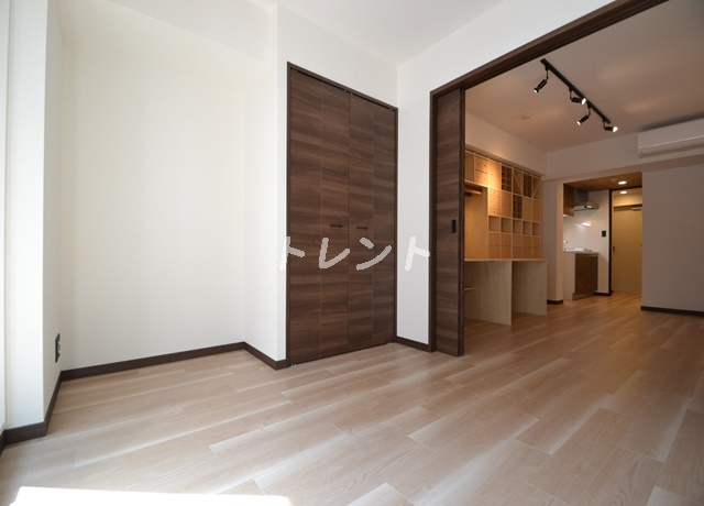 ウェルスクエアイズム千駄ヶ谷-203