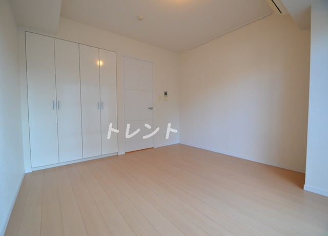 パークキューブ四谷三丁目-303