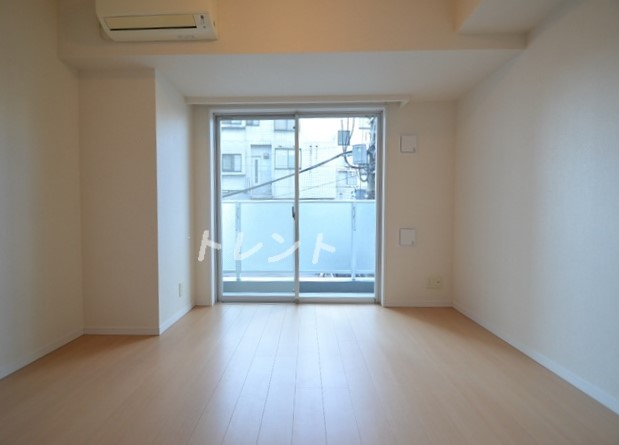 パークキューブ四谷三丁目-303