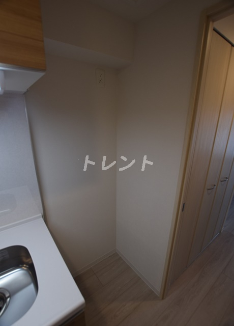 アヴェニール本郷-203