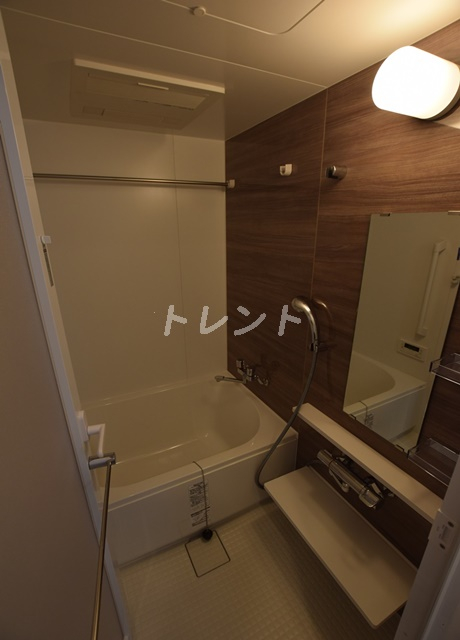 アヴェニール本郷-203