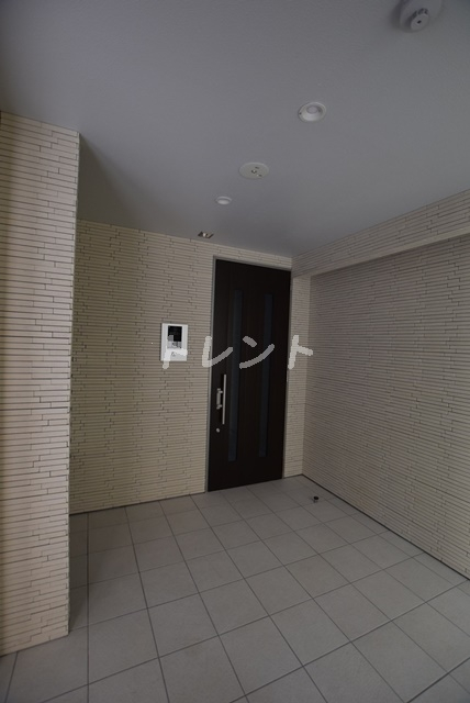 プラージュ早稲田-303