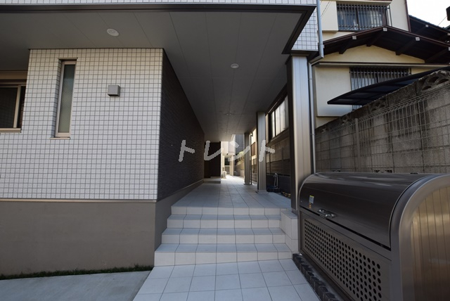 プラージュ早稲田-303