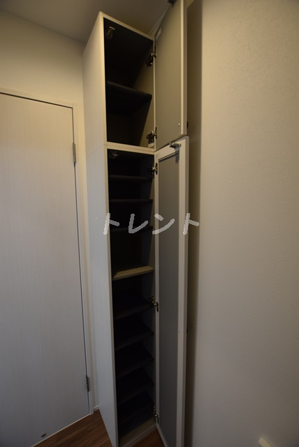 プラージュ早稲田-303