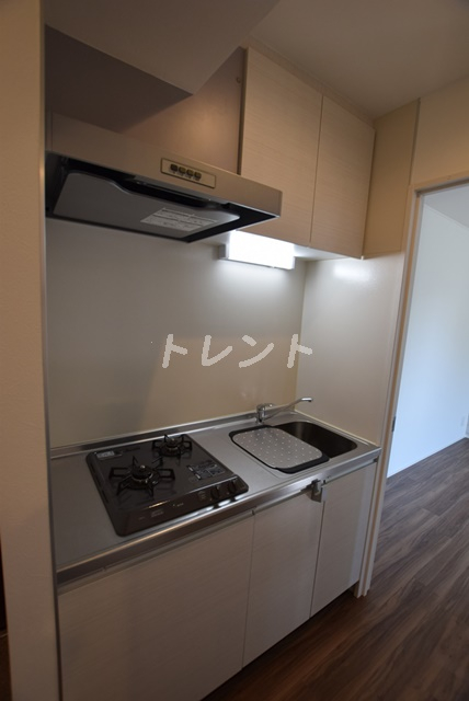 プラージュ早稲田-303