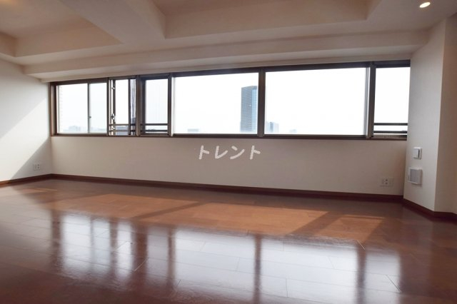 パークキューブ春日安藤坂-704