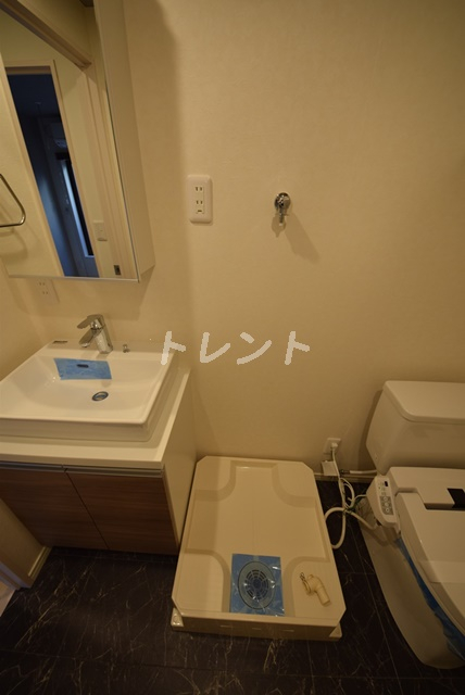 ウェルスクエアイズム文京小日向-102