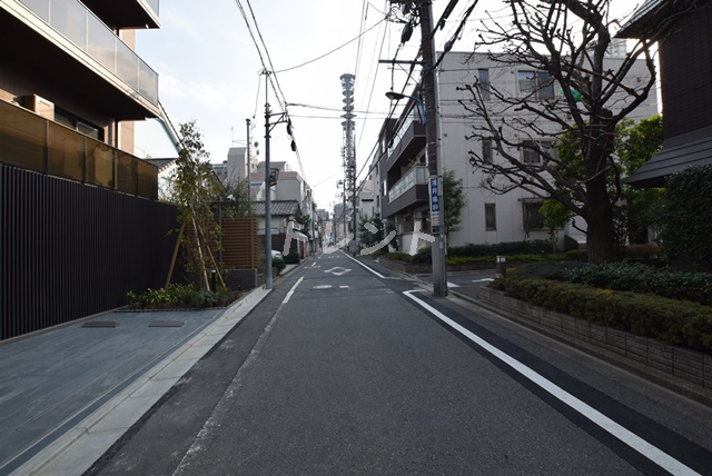 パークアクシス市谷加賀町-402