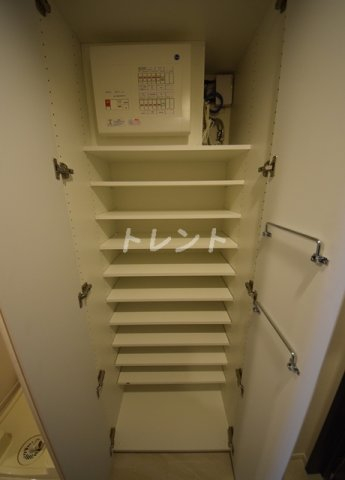 パークアクシス市谷左内町-204