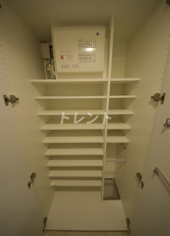 パークアクシス市谷左内町-106