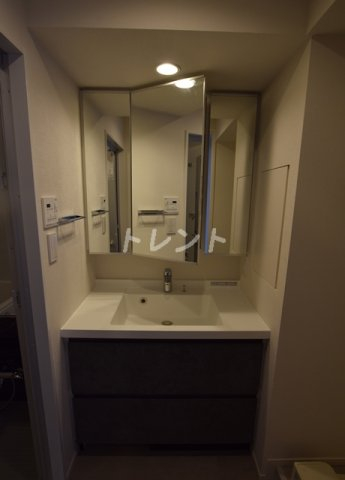 パークアクシス市谷左内町-502