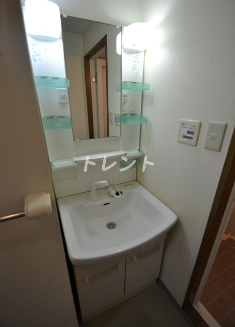 エクセルシオール高田馬場-305