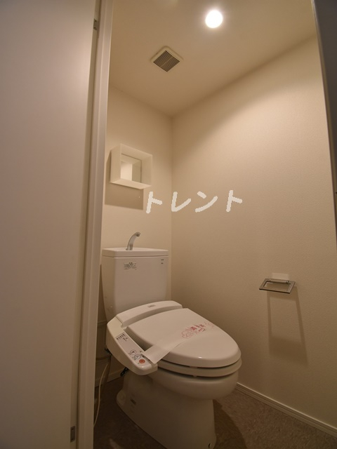 コートレアル三田綱町-406
