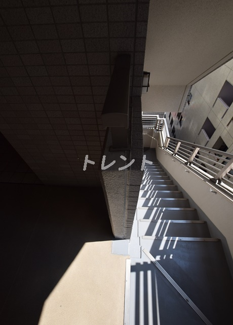 サンクタス本郷元町-602