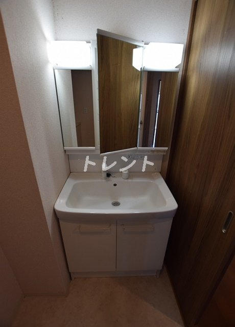 クリア岩本町-302