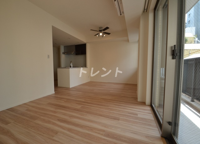 アダクストホーフ（AdakustHof）-502