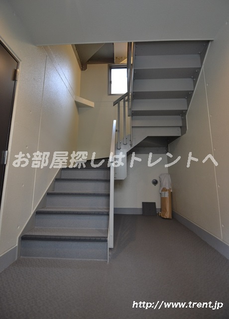 パインヒルズ-302