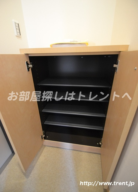 パインヒルズ-302