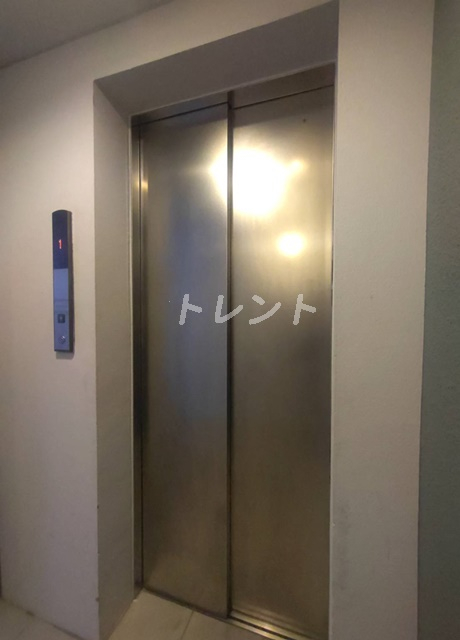 ザハウス中野坂上-201